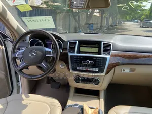 Mercedes-Benz M Class ML 350 4Matic 2012 White