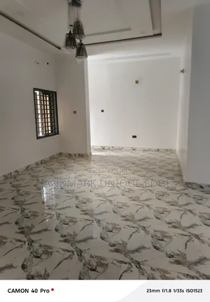 2bdrm Block of Flats in Sports City, Ushafa for rent