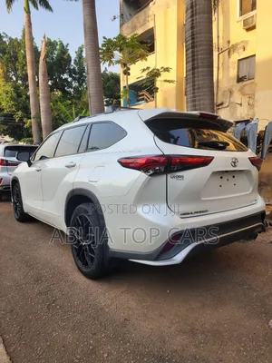 Toyota Highlander XSE 2021 White