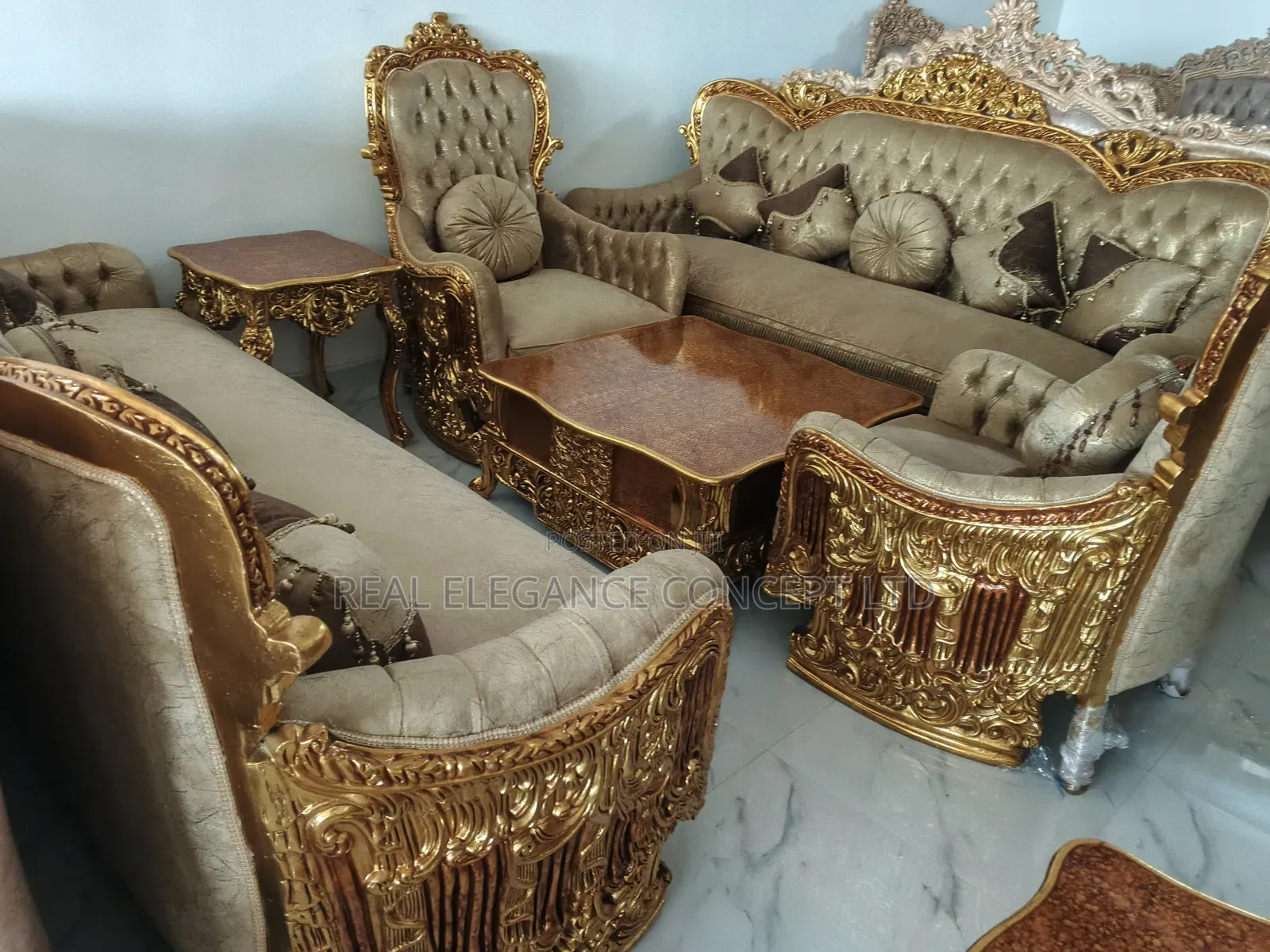 Living Room Royal Sofas Sets