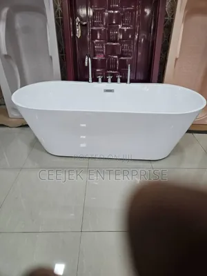 White Bathtub With Mixer Tap