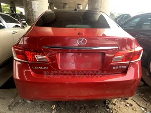 Lexus ES 350 2010 Red