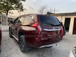 Mitsubishi Montero Sport 2016 Red