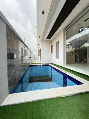 5bdrm Duplex in Lekki Phase 1 for sale