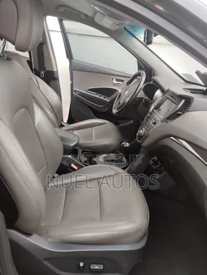 Hyundai Santa Fe SE AWD 2017 Black