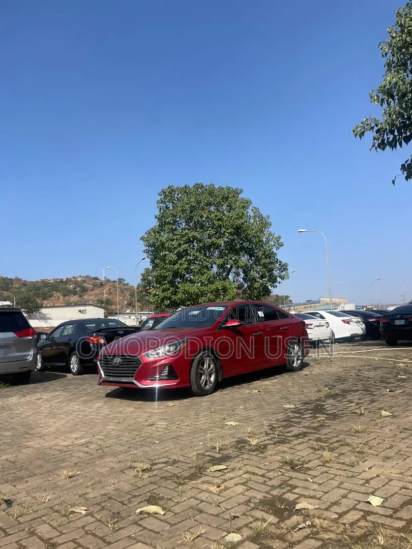 Hyundai Sonata 2018 Red