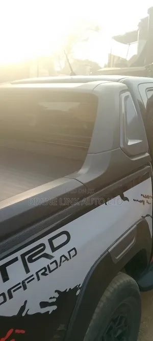 T.R.D Rolling Cover Spoiler