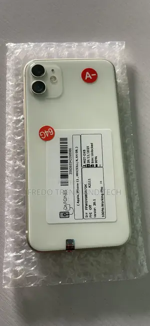 New Apple iPhone 11 64 GB White