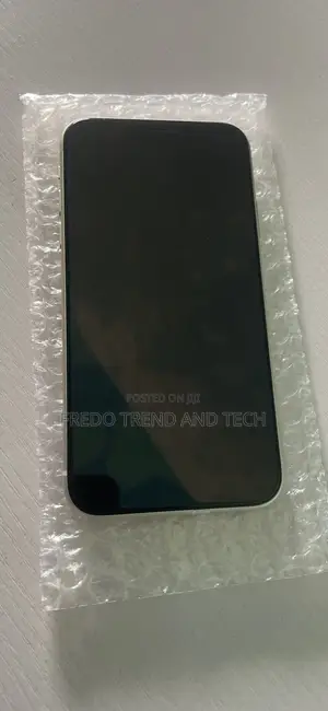 New Apple iPhone 11 64 GB White