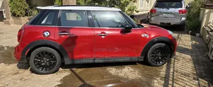 Mini Cooper 2017 Red