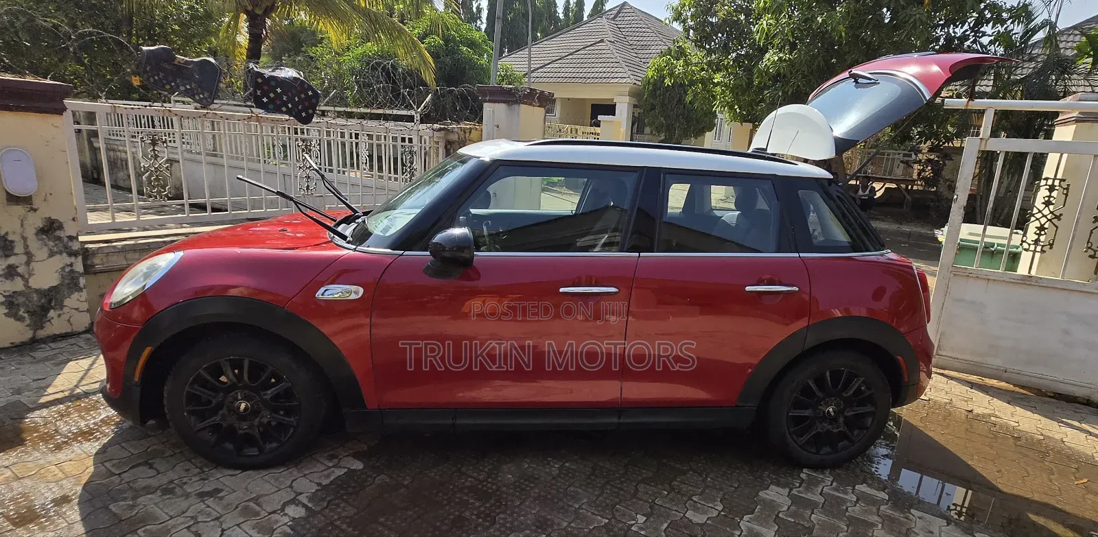 Mini Cooper 2017 Red