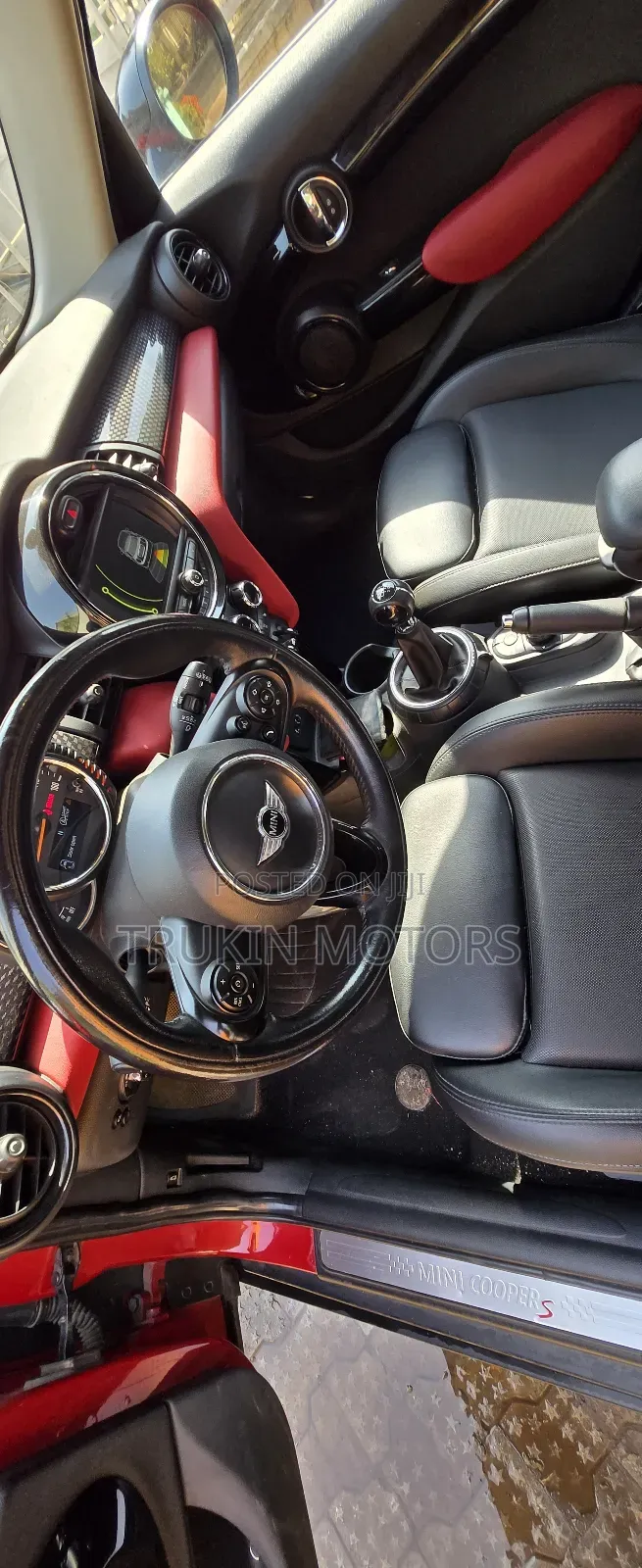Mini Cooper 2017 Red