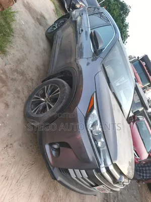 Toyota Highlander XLE V6 4x2 (3.5L 6cyl 6A) 2016 Gray