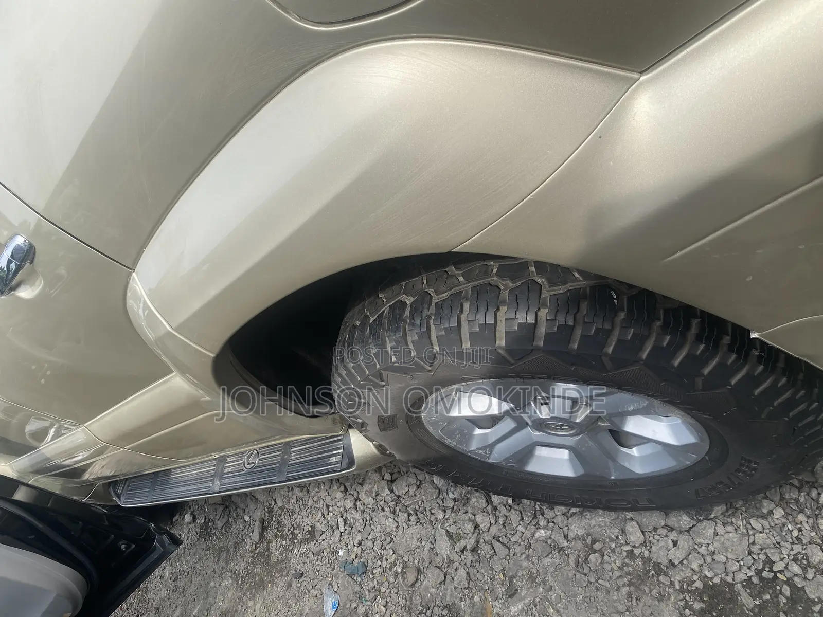 Lexus GX 470 2009 Gold