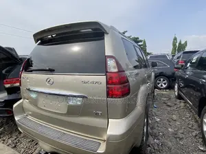 Lexus GX 470 2009 Gold