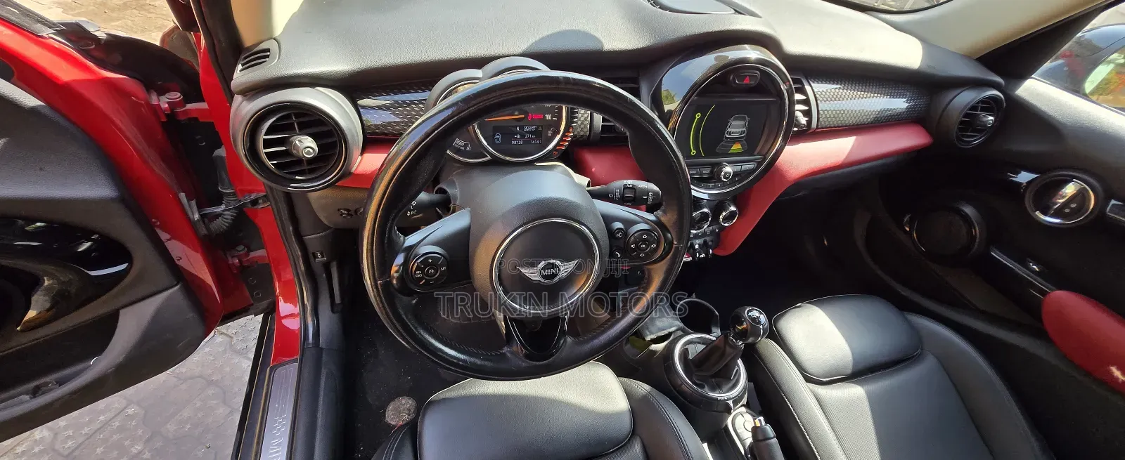 Mini Cooper 2017 Red
