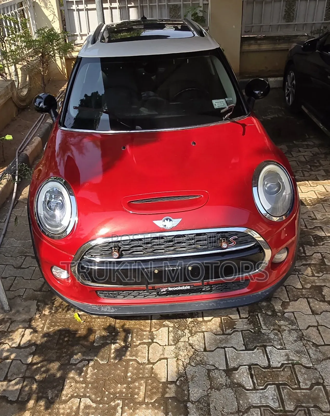 Mini Cooper 2017 Red
