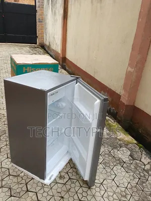 Hisense Bbq7n 90l Mini Fridge for Office and Room