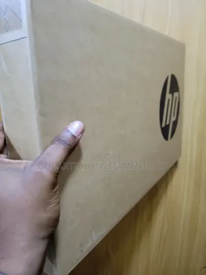 New Laptop HP 14S 8GB Intel Core i3 SSD 512GB