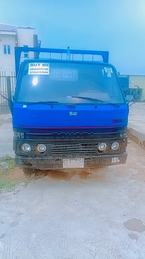 Toyota Dyan 200