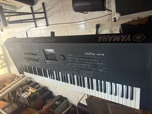 Yamaha Motif Xf8