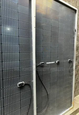 550 Watts Solar Panel