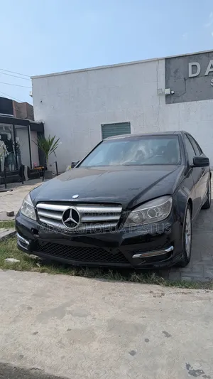 Mercedes-Benz C350 2010 Black