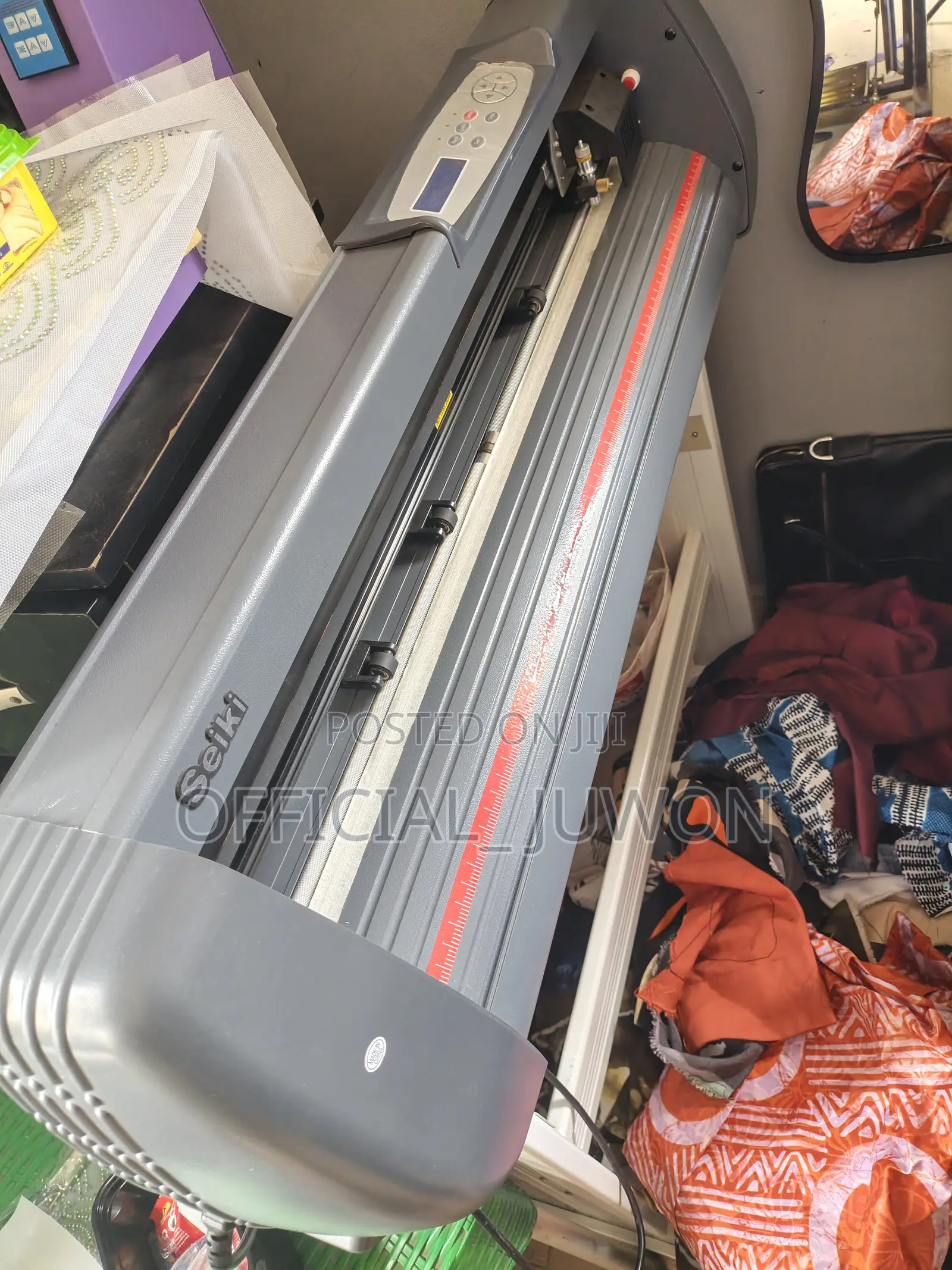 Seiki Plotter Machine