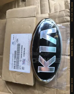 Logo Kia Cera