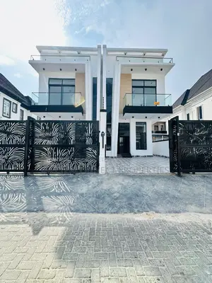 4bdrm Duplex in Lekki for sale
