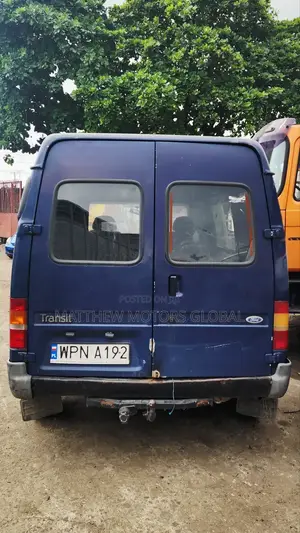 Ford Transit 2004 Blue
