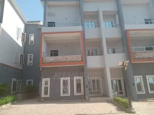5bdrm Duplex in Kukawa for sale
