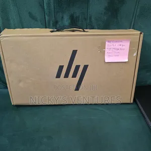 Laptop HP EliteBook 830 G8 16GB Intel Core I5 SSD 512GB