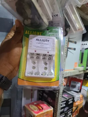 Multi-Microphone Battery Charger