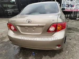 Toyota Corolla S 4dr Sedan (1.8L 4cyl 4A) 2010 Gold