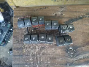 Pressing Button for Wining Glad . (Passat Fsi , Tsi Jetta 5,Passat)