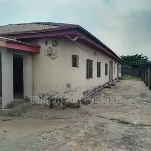 Furnished 6bdrm Bungalow in Agbado for sale