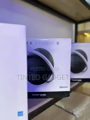 Onyx Studio 8