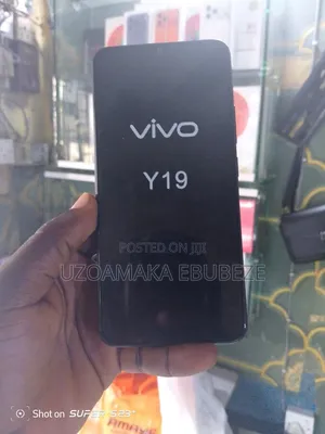 Vivo Y19 128 GB Blue