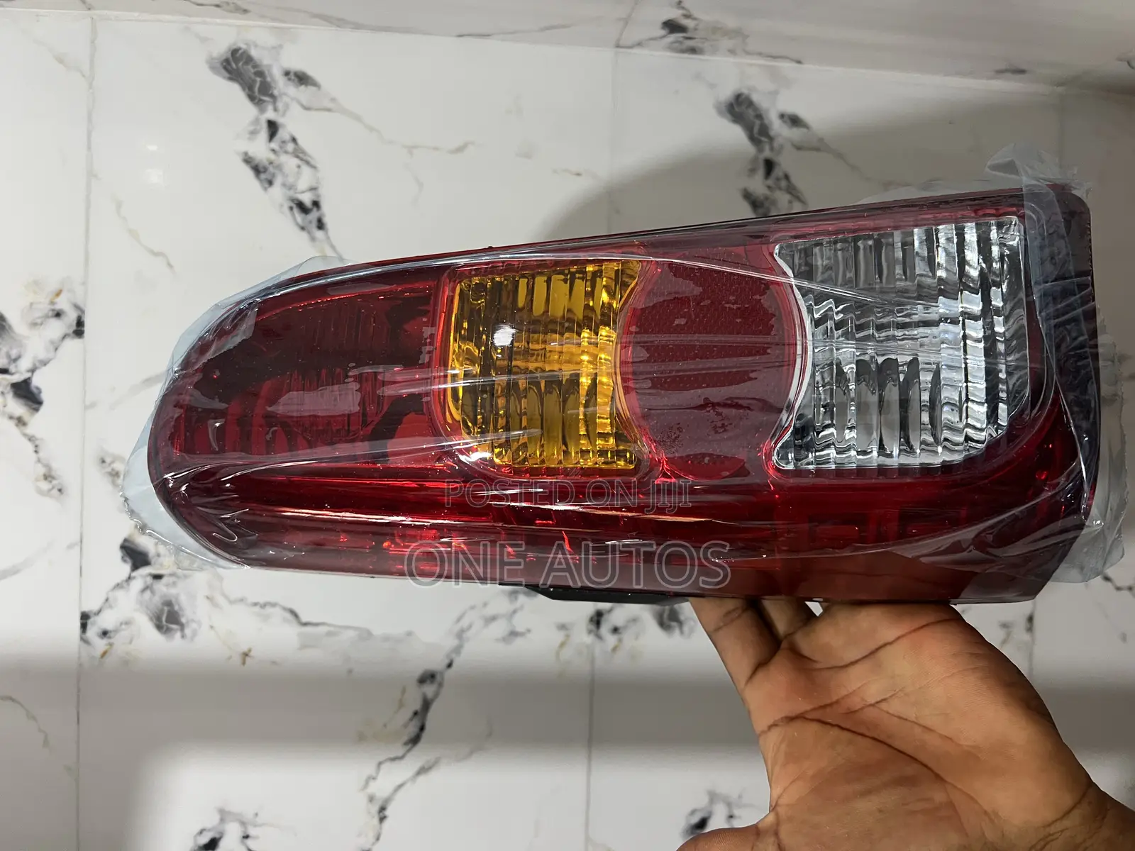 Suzuki Eeco Rear Light