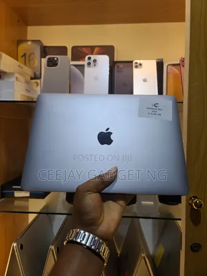 Laptop Apple MacBook Pro 2019 16GB Intel Core I5 SSD 1T