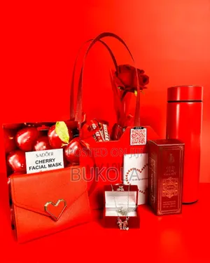 Christmas Hampers and Gifts