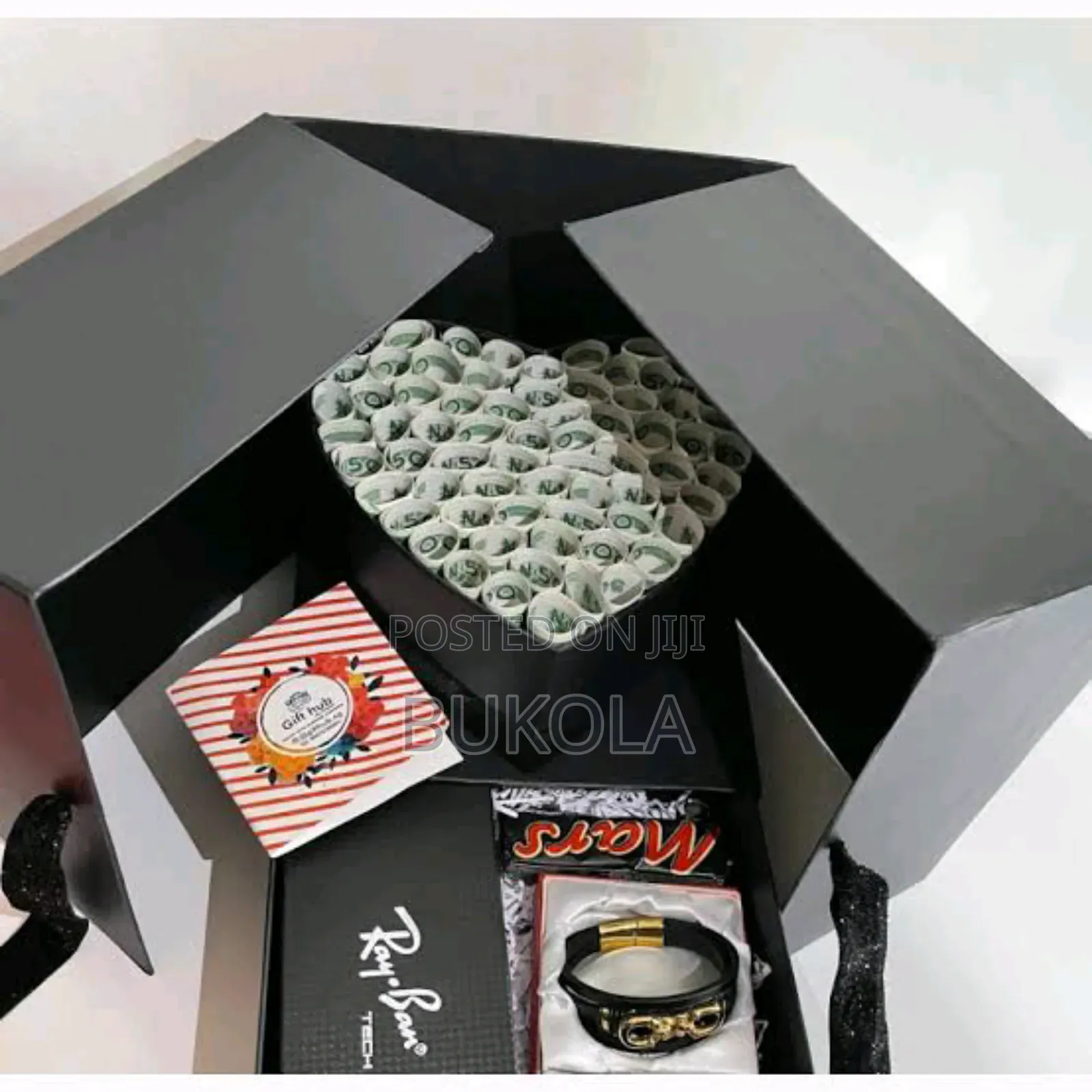 Christmas Hampers and Gifts