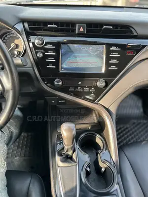 Toyota Camry SE FWD 2020 Black