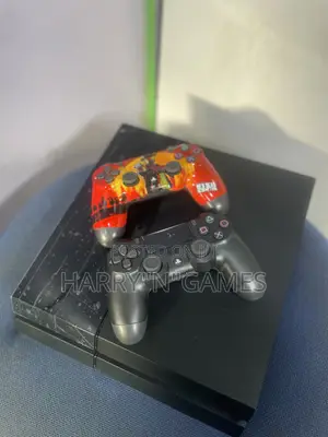 Open Box Ps4 With Complete Accessories