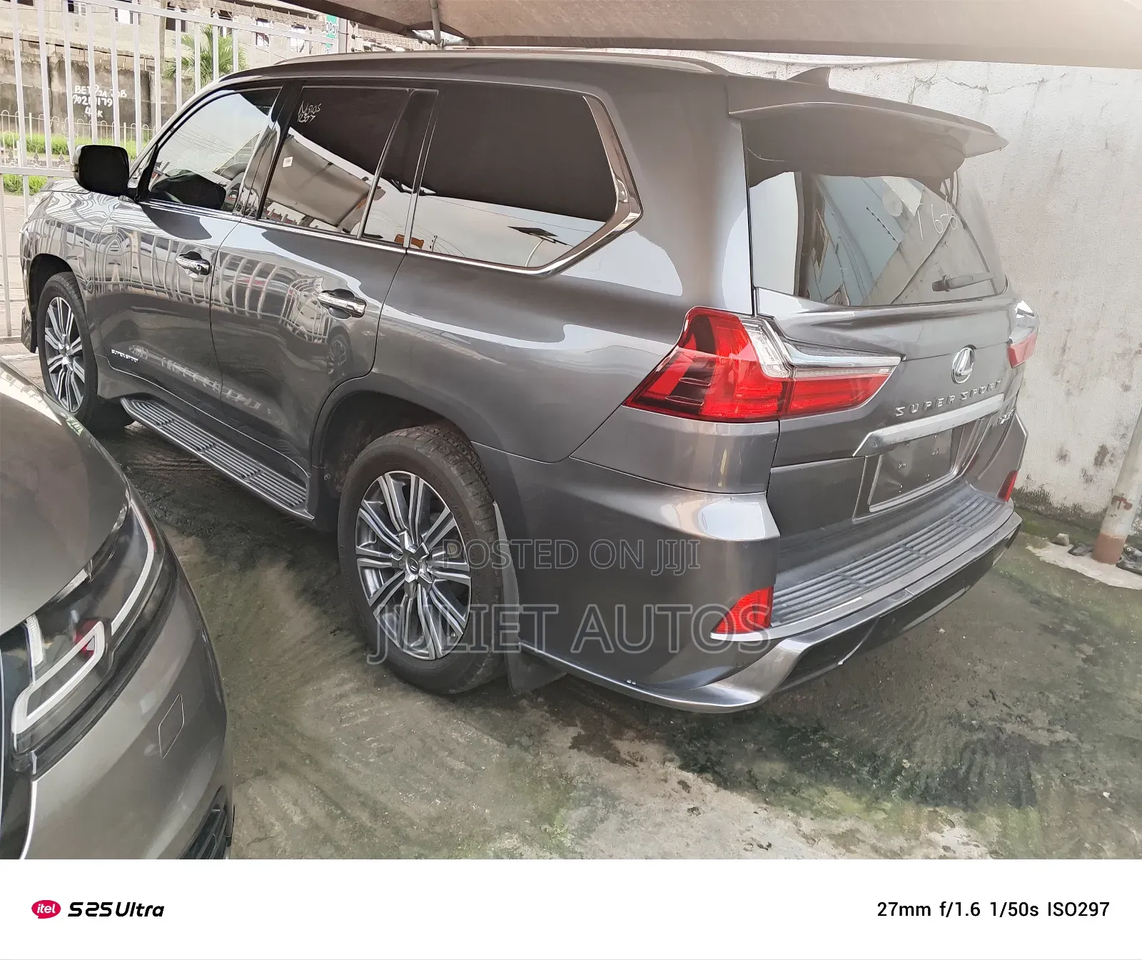 Lexus LX 2017 Gray