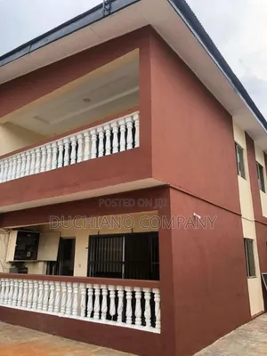 4bdrm Duplex in Medina for rent