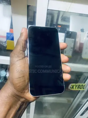 Apple iPhone 13 128 GB Pink