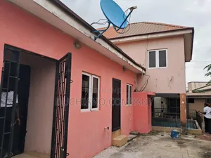 4bdrm Duplex in Millenuim/UPS for rent