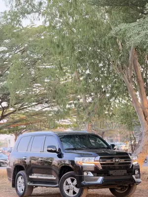 Toyota Land Cruiser 4.5 V8 VXR 2021 Black